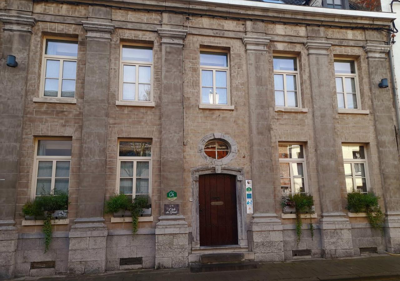 L'Hôte des Géants Ath Exterior foto