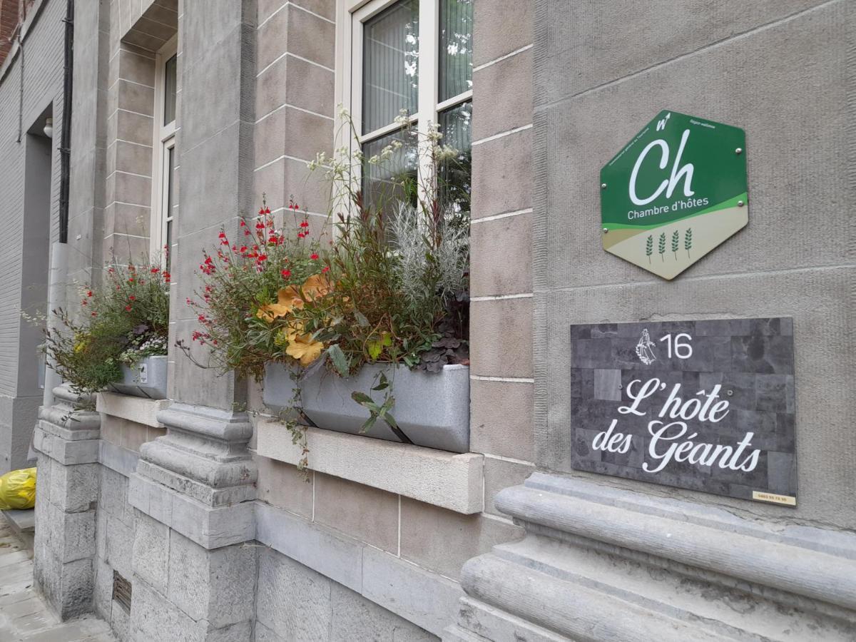 L'Hôte des Géants Ath Exterior foto